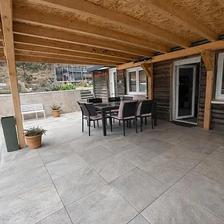 בית נופש Maison Familiale,avec Piscine Et Jacuzzi *
